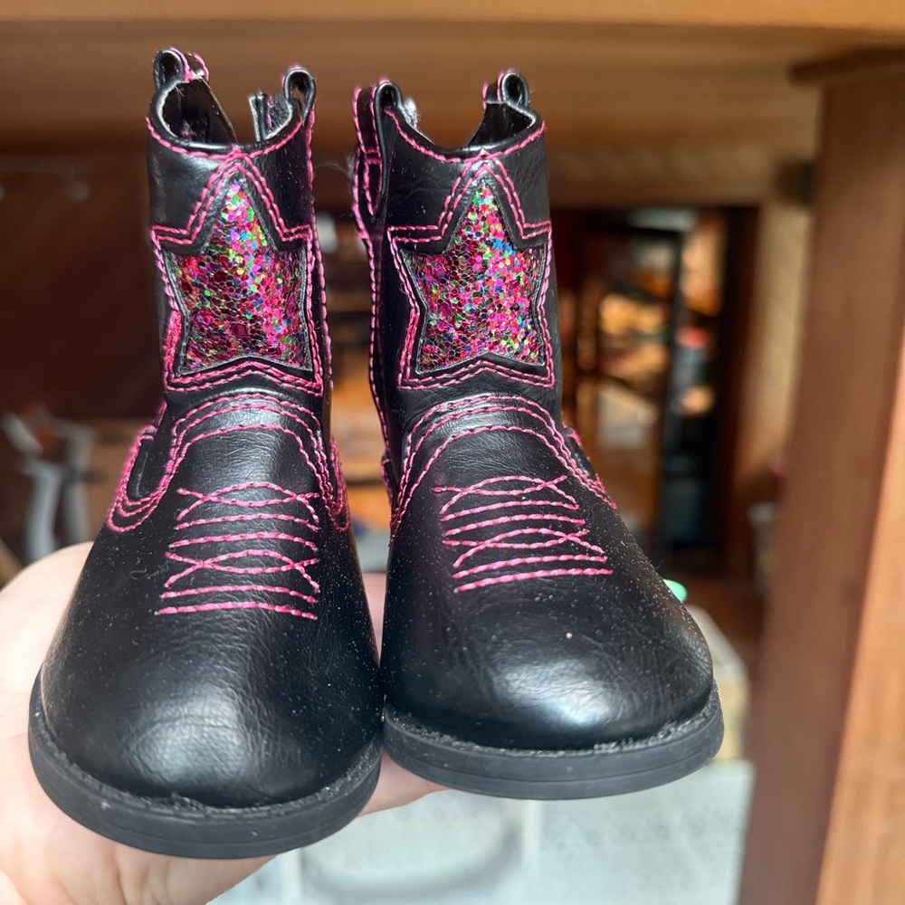 Faded Glory Kids Black Boots with Pink Star